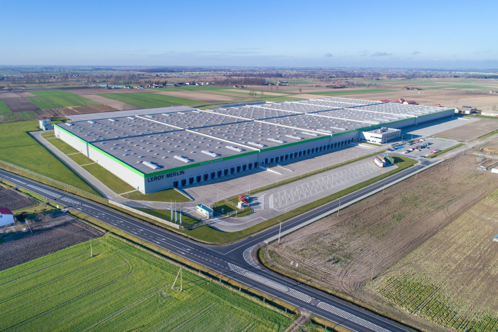 /uploads/posts/a4a15fe721af5f80892d510c6b9359c68c70f404/images/Centrum logistyczne Leroy Merlin_fot_Kajima Poland_.png